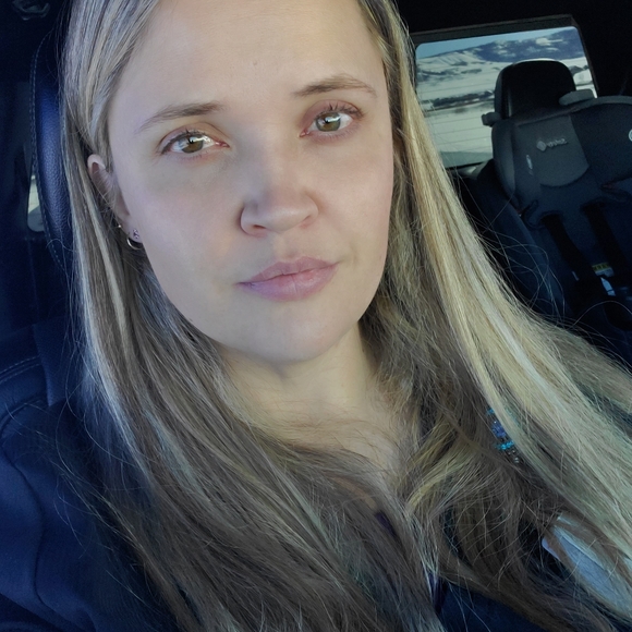 Meet your Posher, Jessica - Picture 3 of 6